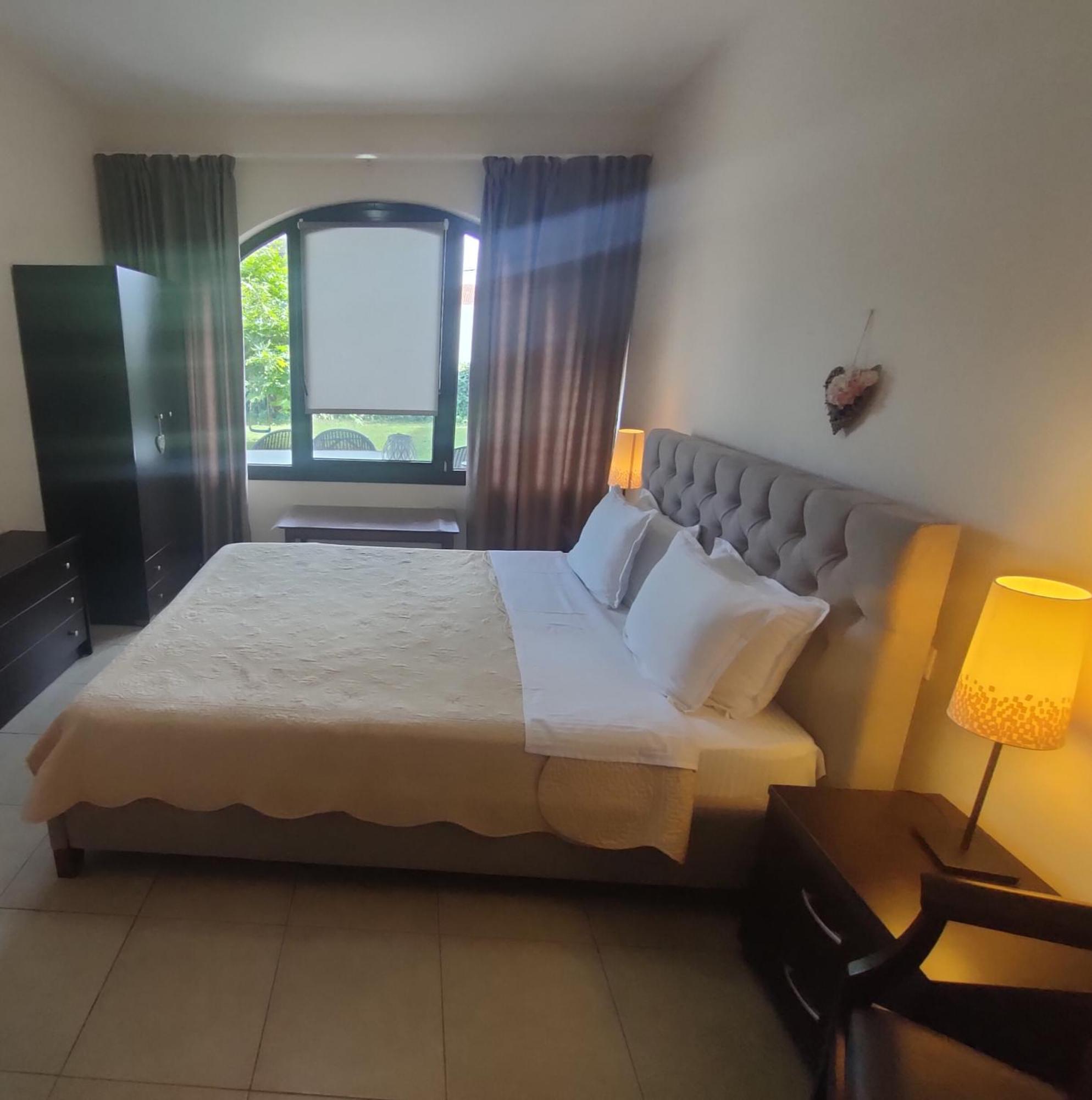 Nautica Bay Apartments Keramotí Buitenkant foto