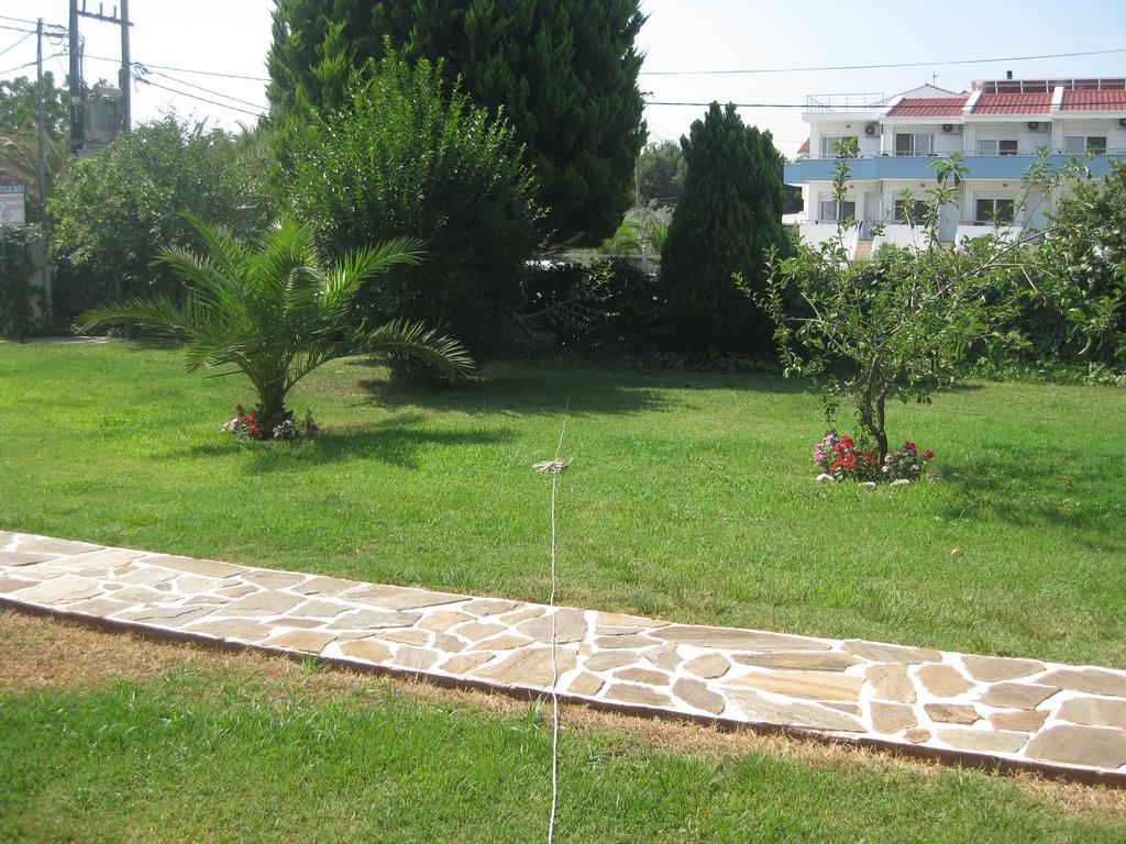 Nautica Bay Apartments Keramotí Buitenkant foto
